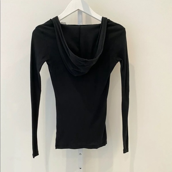 STEPHANIE B BLACK HOODIE LONG SLEEVE T-SHIRT SMALL - Picture 4 of 15